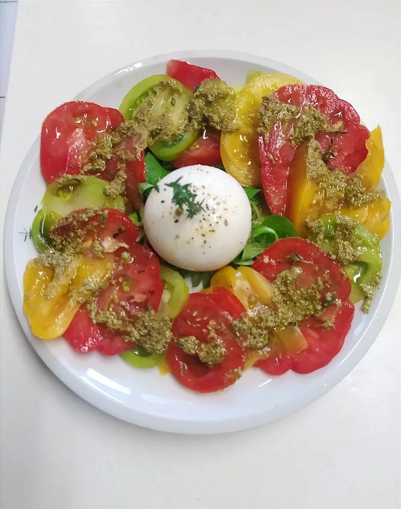 Burrata Crémeuse Et Pesto